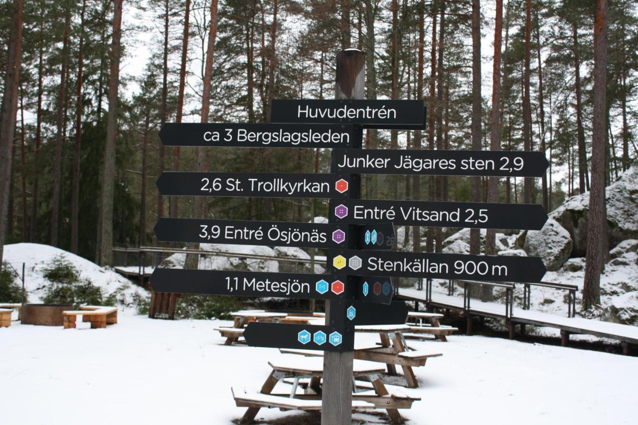 The Sleepy Moose Hostel Rofors Bagian luar foto